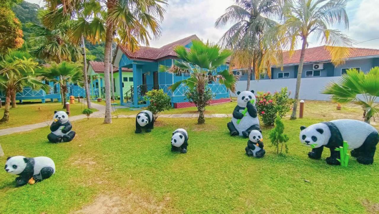 Pangkor Holiday Resort Kampong Sungai Udang Exterior photo