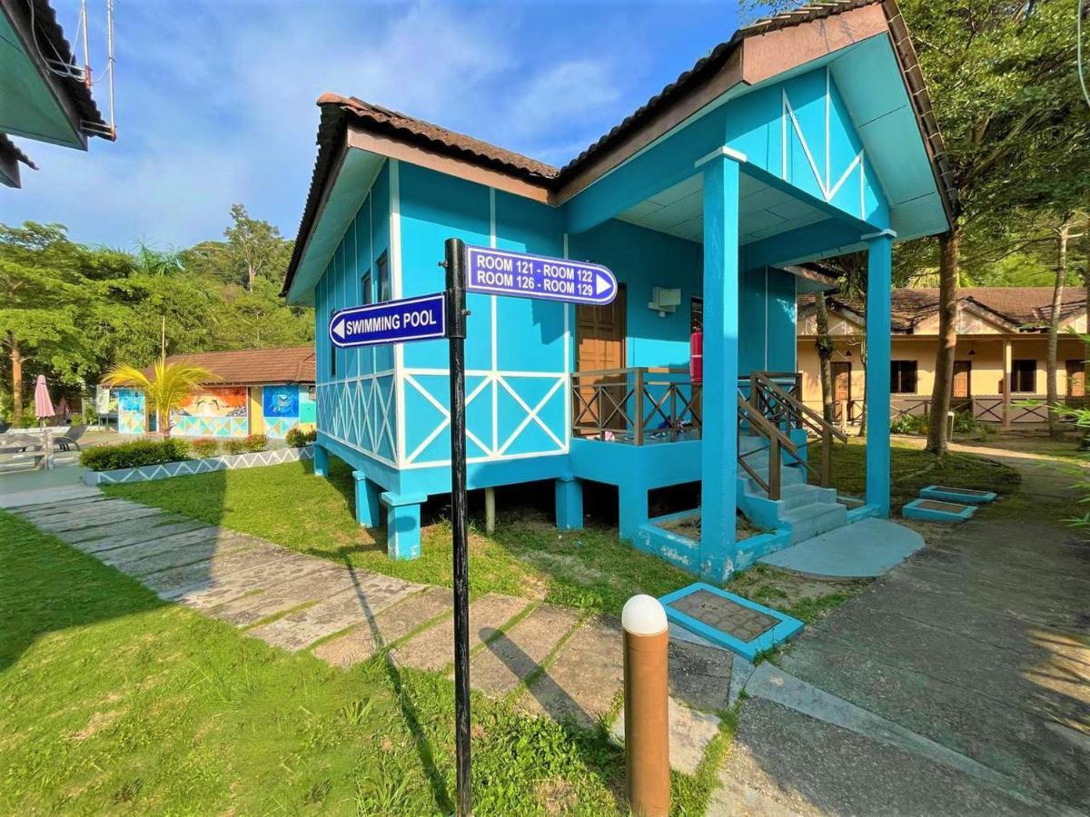 Pangkor Holiday Resort Kampong Sungai Udang Exterior photo